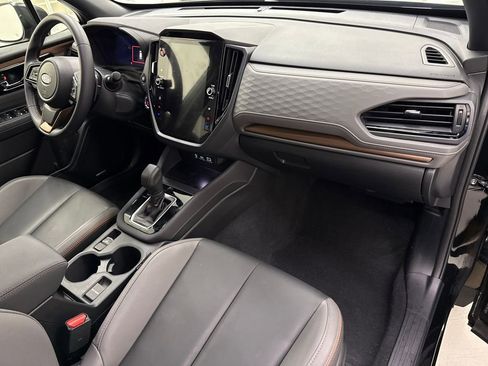 Used 2025 Subaru Forester Sport image 24