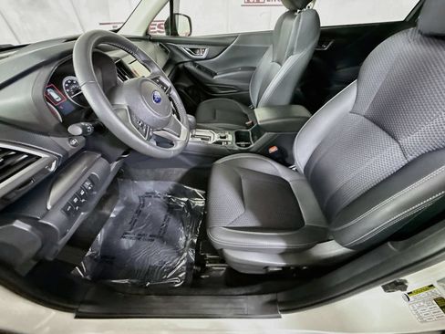 Used 2024 Subaru Forester Premium AWD/4WD image 26