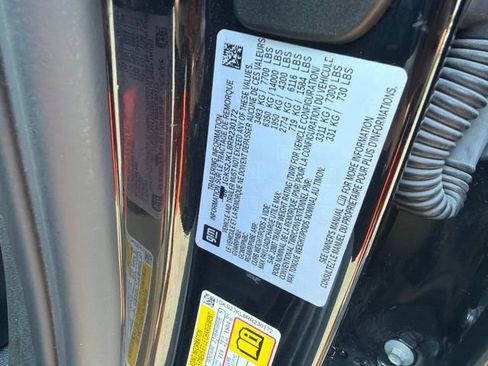 Used 2024 GMC Yukon XL Denali AWD/4WD image 41