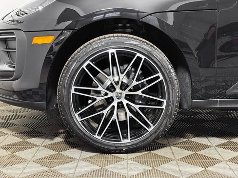 New 2026 Porsche Macan image 39