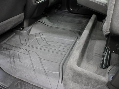 Used 2023 Chevrolet Silverado 1500 ZR2 w/ Technology Package image 75