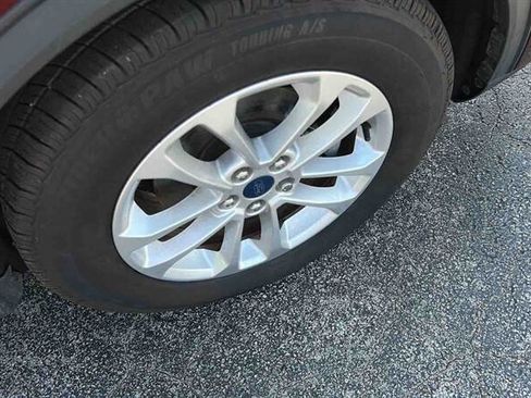 Used 2021 Ford Escape S image 9