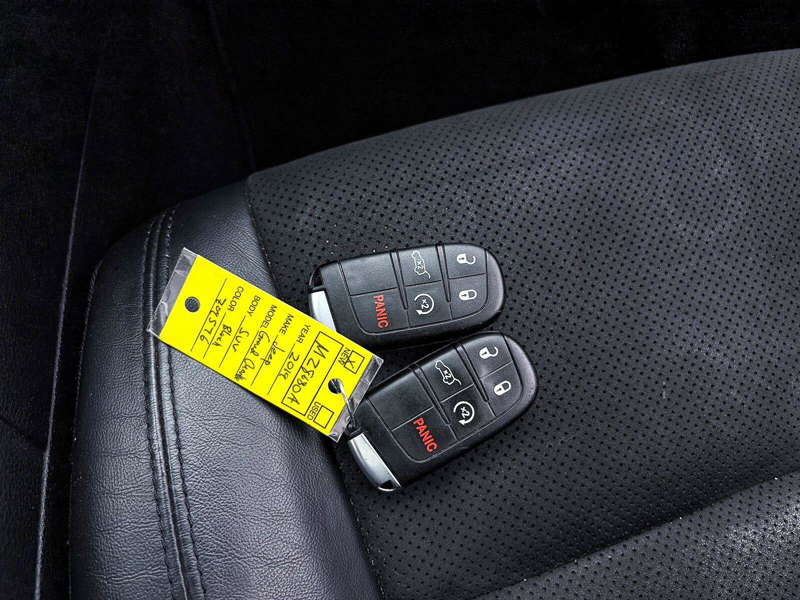 Used 2019 Jeep Grand Cherokee Altitude AWD/4WD image 26