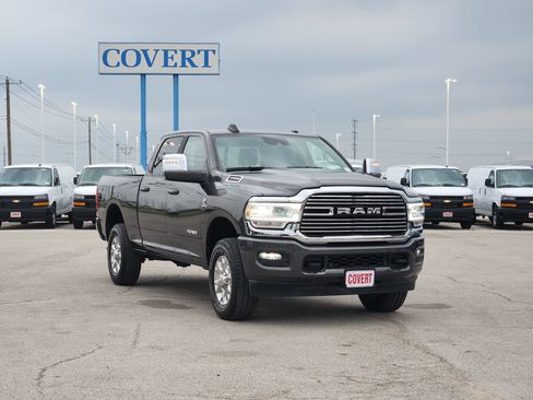 Used 2024 RAM 2500 Laramie w/ Safety Group AWD/4WD image 3