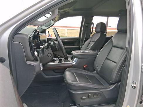 Used 2022 GMC Sierra 1500 SLT AWD/4WD image 15