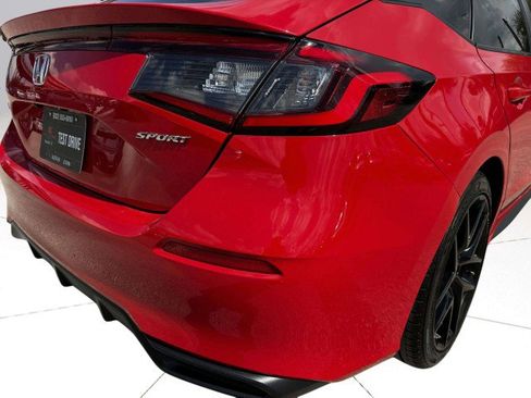 Used 2025 Honda Civic Sport image 14