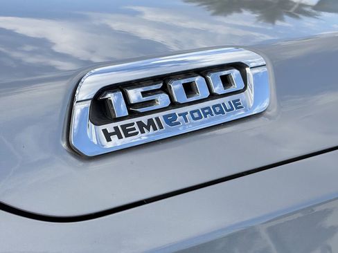 Used 2024 RAM 1500 Laramie image 5