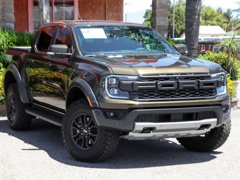 Used 2025 Ford Ranger Raptor AWD/4WD image 2