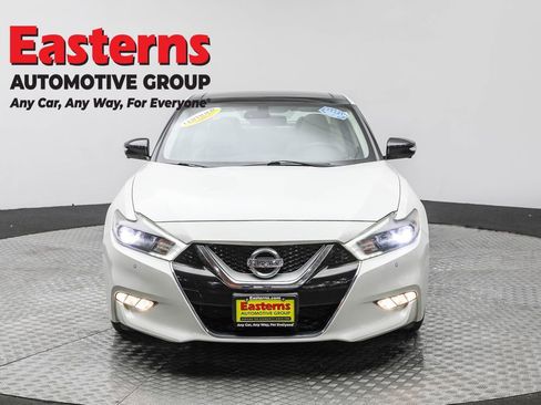Used 2017 Nissan Maxima Platinum image 2