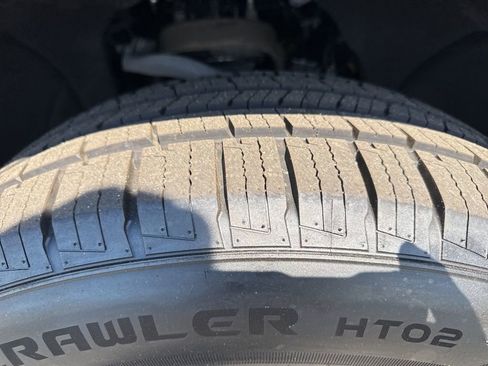 Used 2023 Chevrolet Silverado 1500 Custom image 32