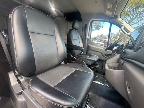Certified 2024 Ford Transit 350 Low Roof image 26
