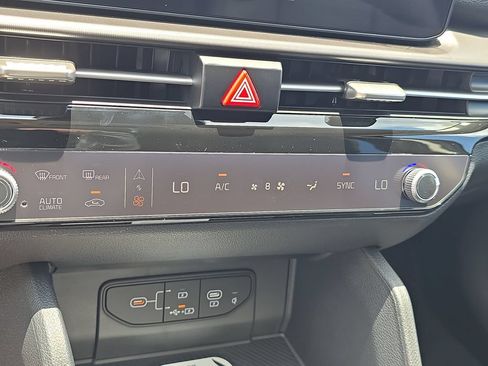 New 2026 Kia Sportage EX FWD image 25
