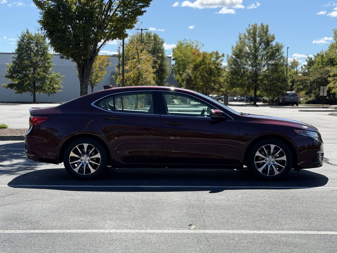 Used 2016 Acura TLX w/ Technology Package FWD image 9