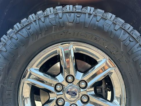Used 2025 Ford F150 XLT w/ Equipment Group 301A Standard AWD/4WD image 7