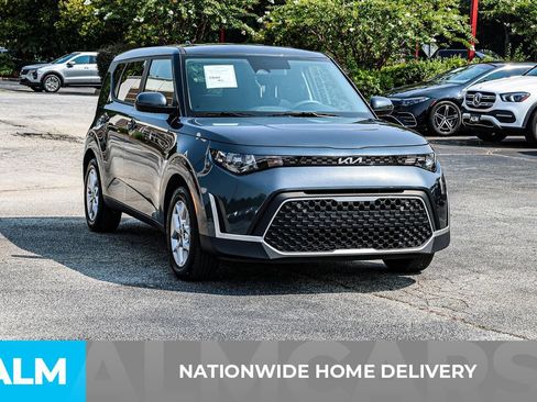 Used 2025 Kia Soul LX w/ LX Technology Package FWD image 5