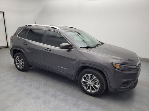 Used 2019 Jeep Cherokee Latitude Plus w/ Comfort/Convenience Group image 11
