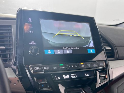 Used 2023 Honda Odyssey Sport image 13