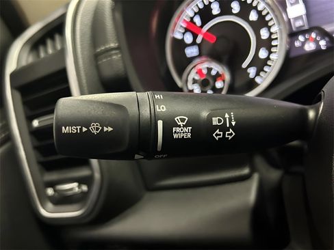 Used 2021 RAM 1500 Laramie image 13