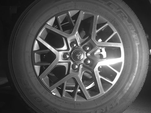 Used 2025 Jeep Wrangler Sahara AWD/4WD image 12