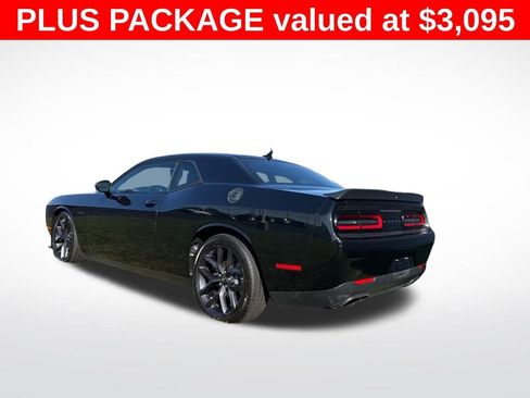 Used 2022 Dodge Challenger R/T w/ Plus Package image 3