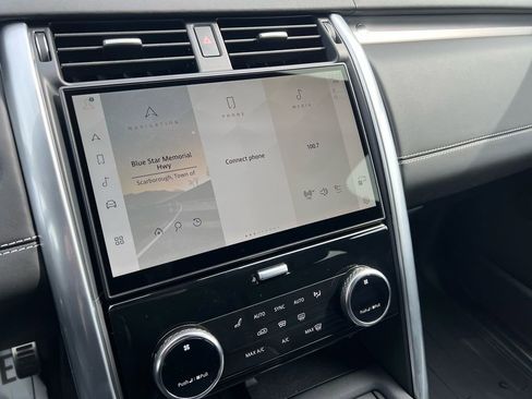 New 2026 Land Rover Discovery Limited Edition image 15