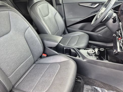 Used 2024 Kia Niro Wave FWD image 16