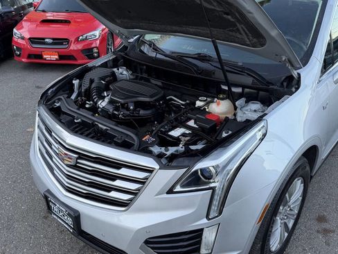 Used 2017 Cadillac XT5 Luxury w/ Driver Awareness Package image 12