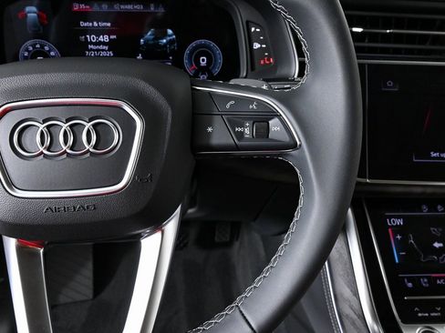 New 2025 Audi Q7 3.0T Premium Plus image 11