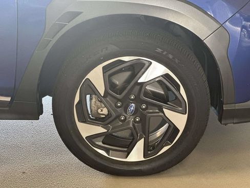 Used 2024 Subaru Crosstrek 2.5i Limited AWD/4WD image 9