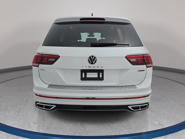 Used 2022 Volkswagen Tiguan SEL R-Line AWD/4WD image 6