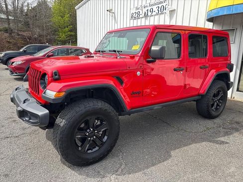Used 2019 Jeep Wrangler Unlimited Sahara image 20