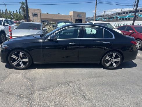 Used 2025 Mercedes-Benz C 300 4MATIC Sedan image 2