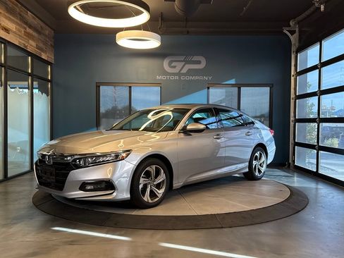 Used 2018 Honda Accord EX image 7