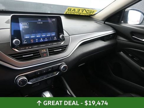 Used 2024 Nissan Altima 2.5 SR image 24
