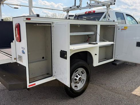 Used 2019 GMC Sierra 2500 4x4 Double Cab w/ Sierra Convenience Package image 12