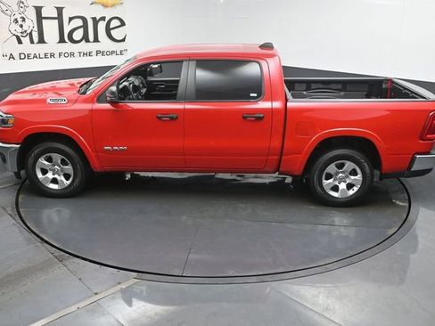 Used 2025 RAM 1500 Big Horn AWD/4WD image 44