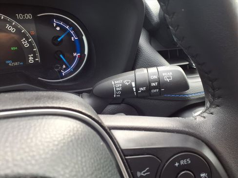 Used 2024 Toyota RAV4 XSE image 15