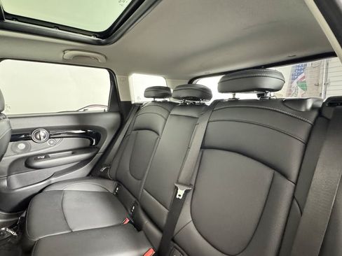 Used 2019 MINI Cooper Clubman S w/ Premium Package FWD image 31