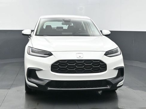 Certified 2025 Honda HR-V LX image 4