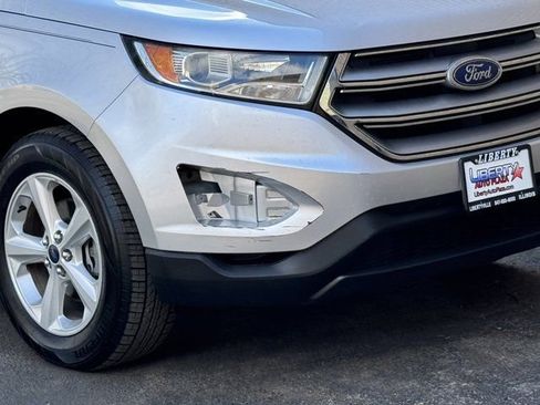 Used 2016 Ford Edge SE image 3
