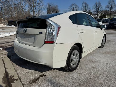 Used 2011 Toyota Prius Three image 7