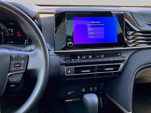 Used 2025 Toyota Camry LE FWD image 6