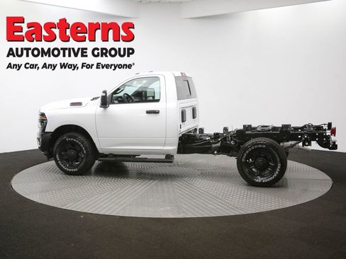 Used 2025 RAM 3500 Tradesman RWD image 59