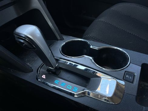 Used 2015 Chevrolet Equinox LT image 9