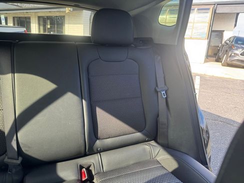 Used 2025 Chevrolet Trax LT image 31