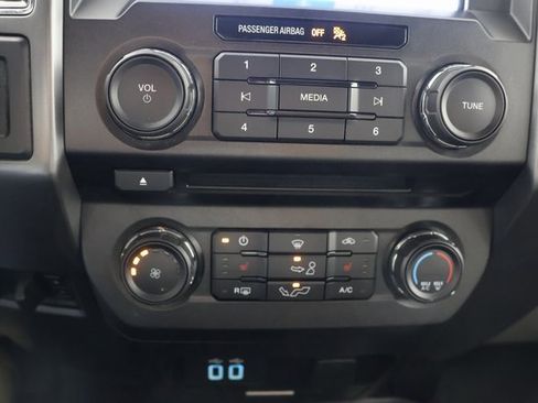 Used 2018 Ford F150 XLT w/ Equipment Group 302A Luxury image 15