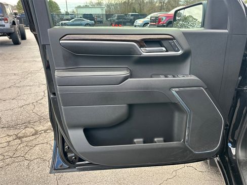 Used 2023 GMC Sierra 1500 Elevation image 11