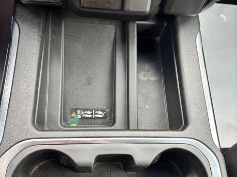 Used 2019 GMC Sierra 1500 AT4 w/ AT4 Premium Package image 18