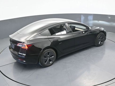 Used 2021 Tesla Model 3 Standard Range Plus image 46