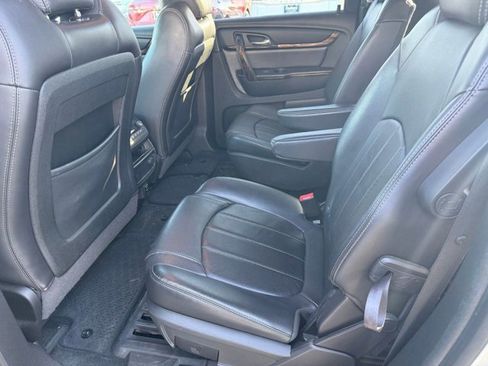 Used 2015 GMC Acadia Denali image 15